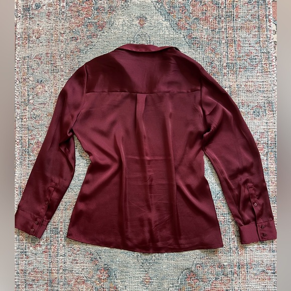 Women’s Express Crimson Red Blouse, Size M - Picture 6 of 6